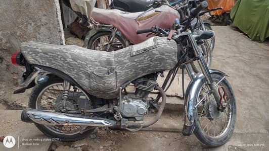 Honda 125 for sAle Urgent. .
