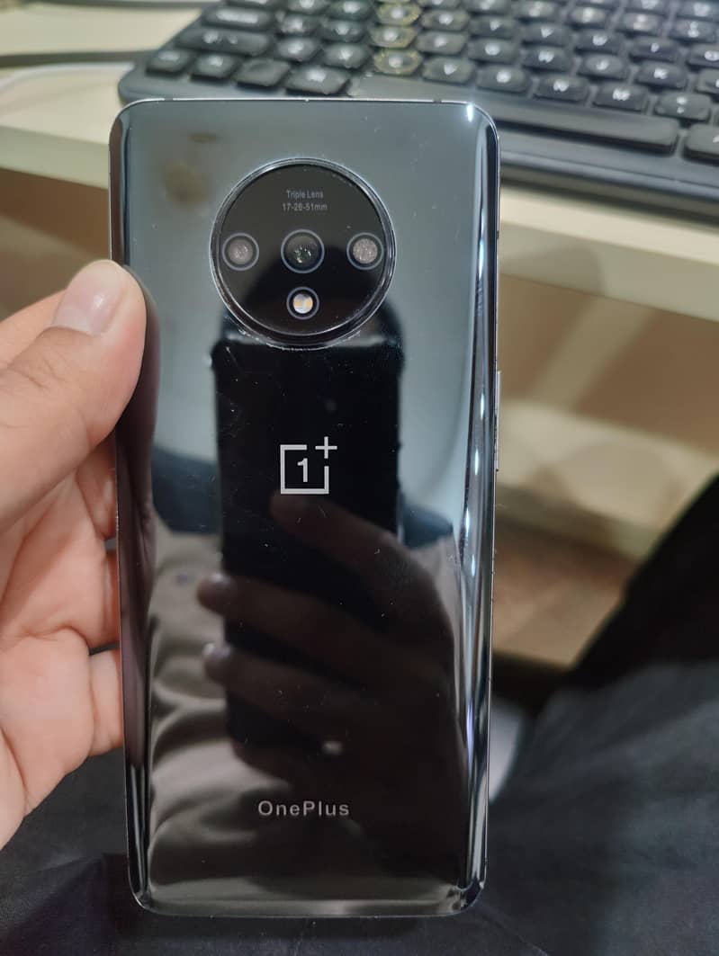 One Plus 7T 1
