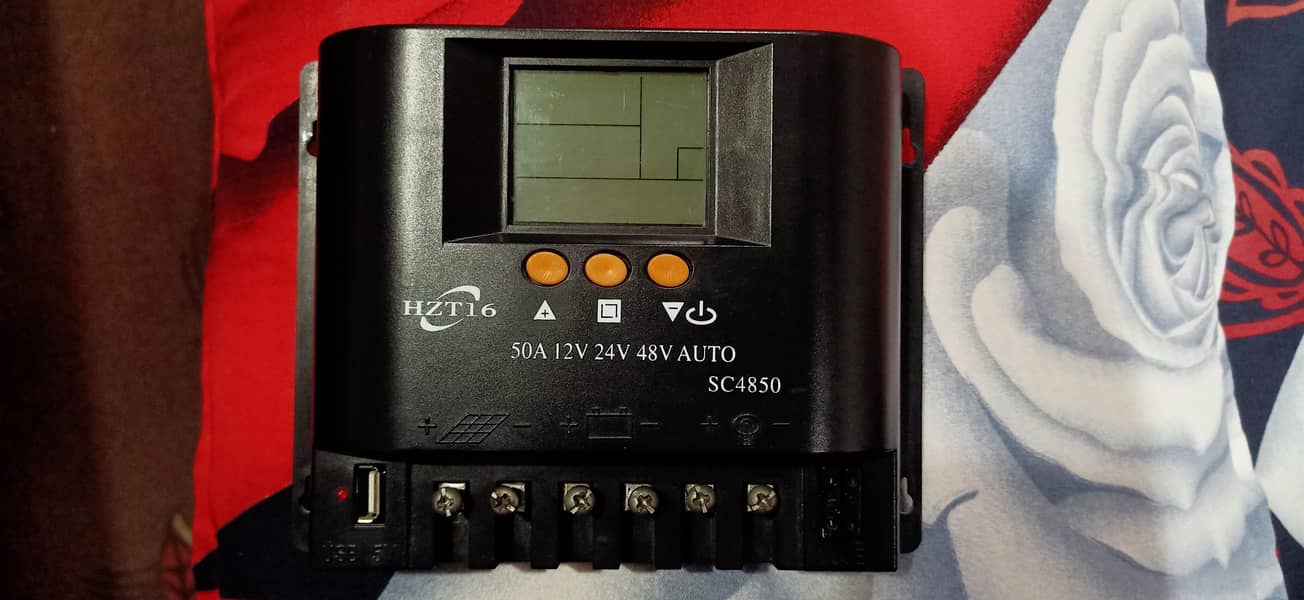 Bettry Controller 50A 0