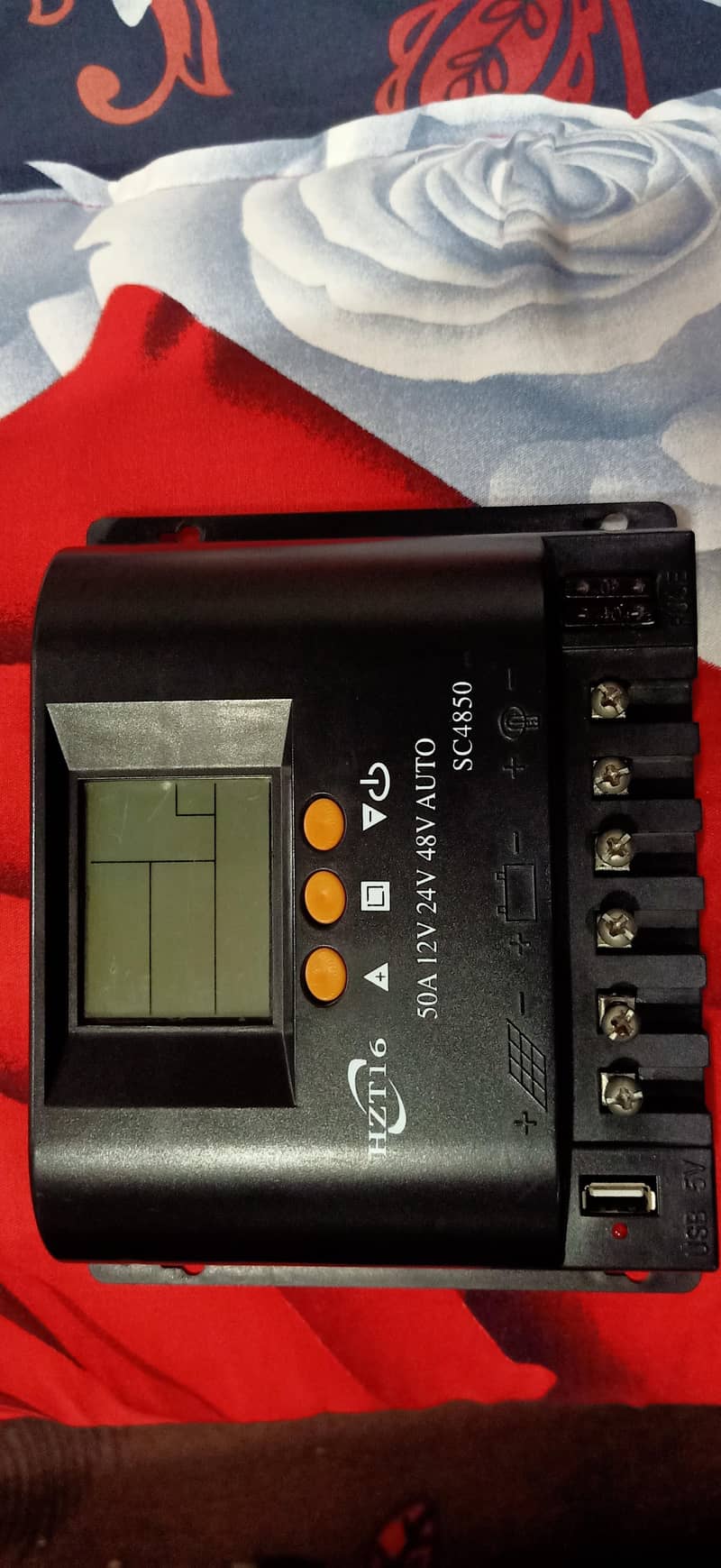 Bettry Controller 50A 1