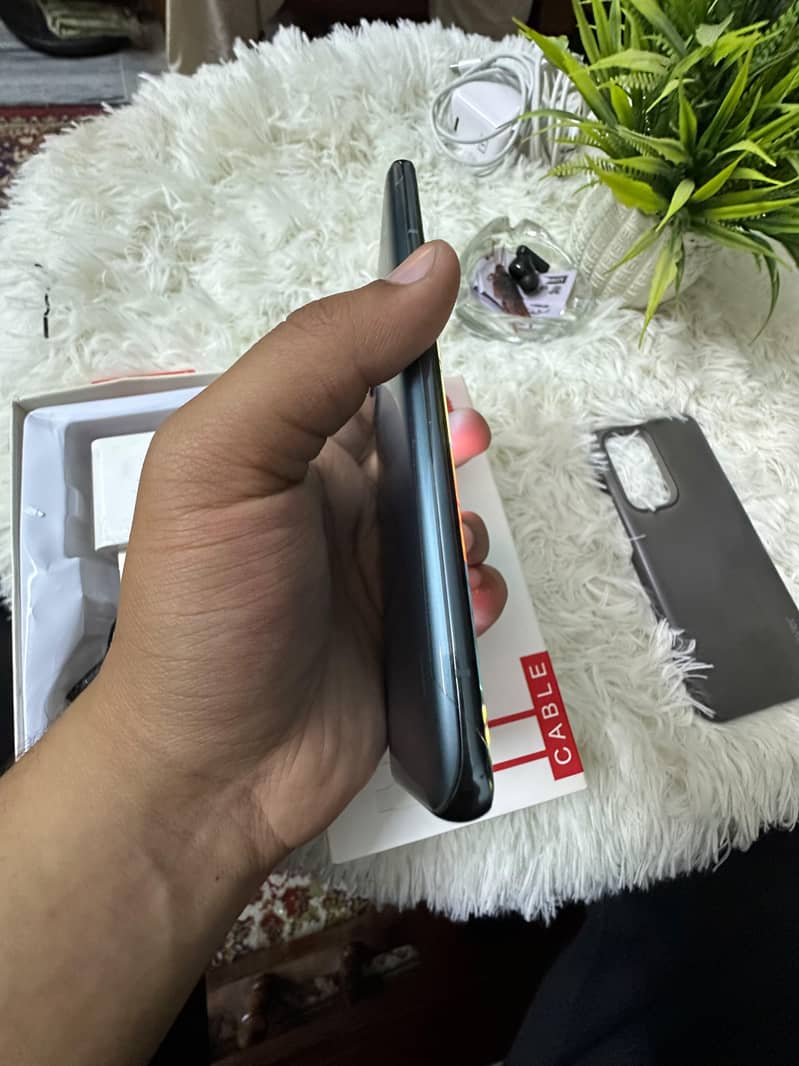 One Plus 9 Pro 5