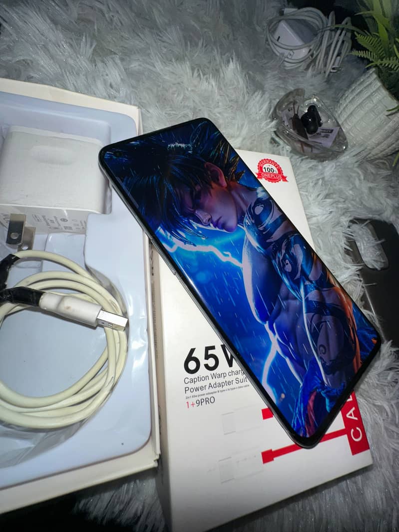 One Plus 9 Pro 6