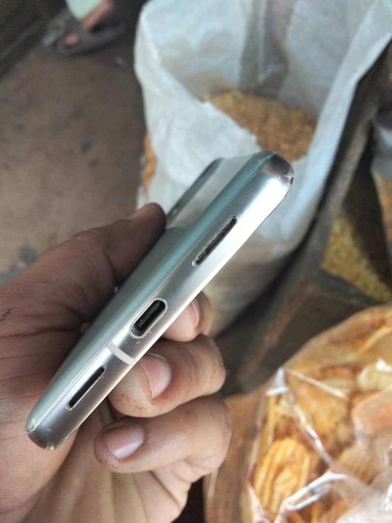 Google Pixel 7 Pro 6