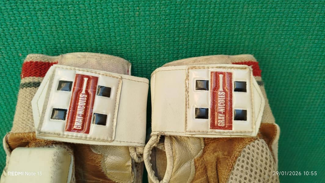 Bating Gloves 4