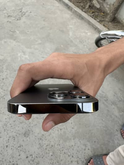 Apple iPhone 13 Pro
