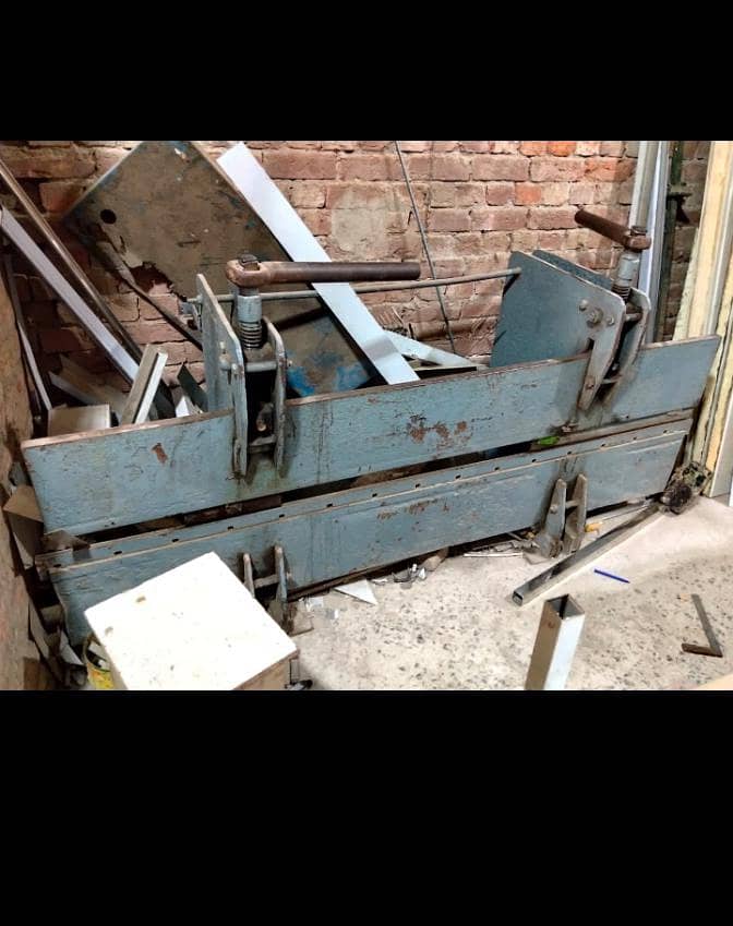 Press hand machine 0