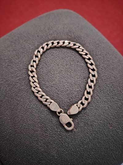 selling my Bracelet