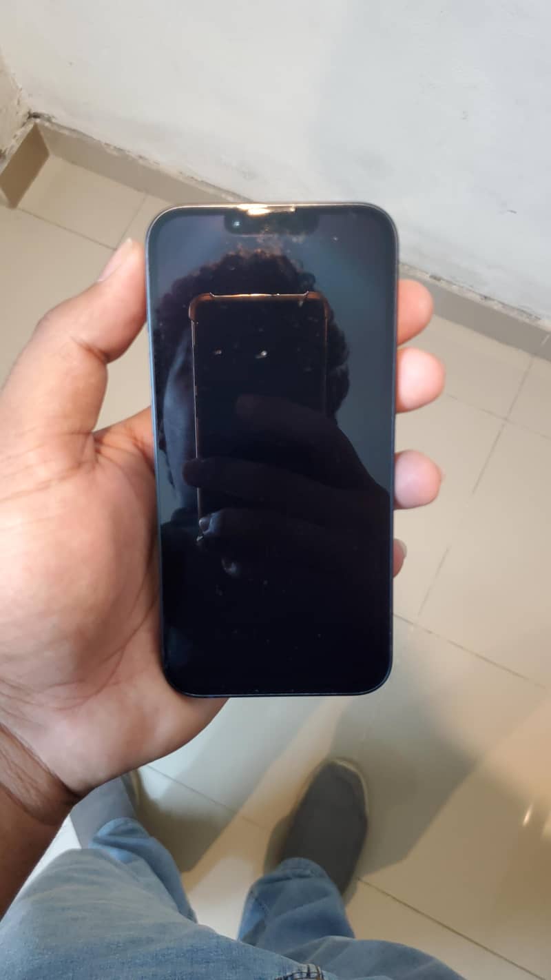 Apple iPhone 13 1