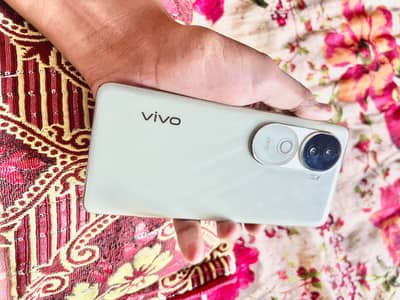 Vivo V40e