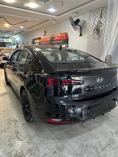 Hyundai Elantra 2026