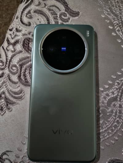 Vivo X200
