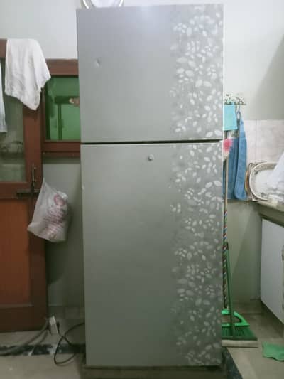 Haier refrigrater HRF 380