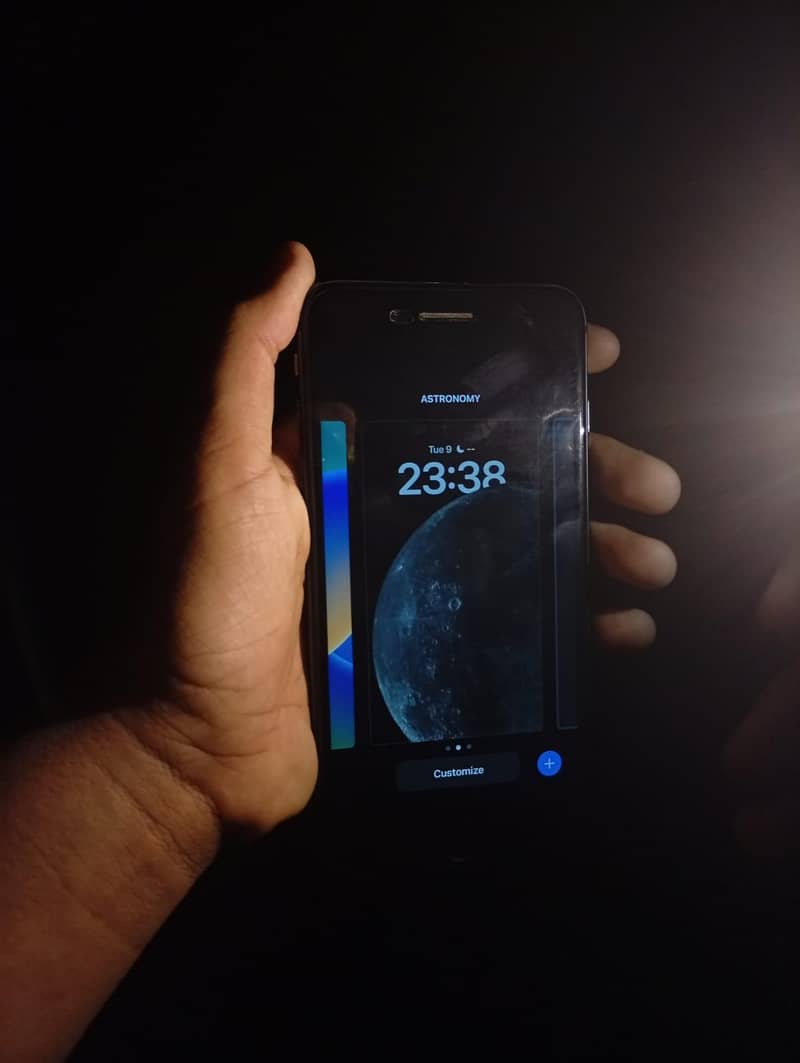 Apple iPhone 8 Plus 1