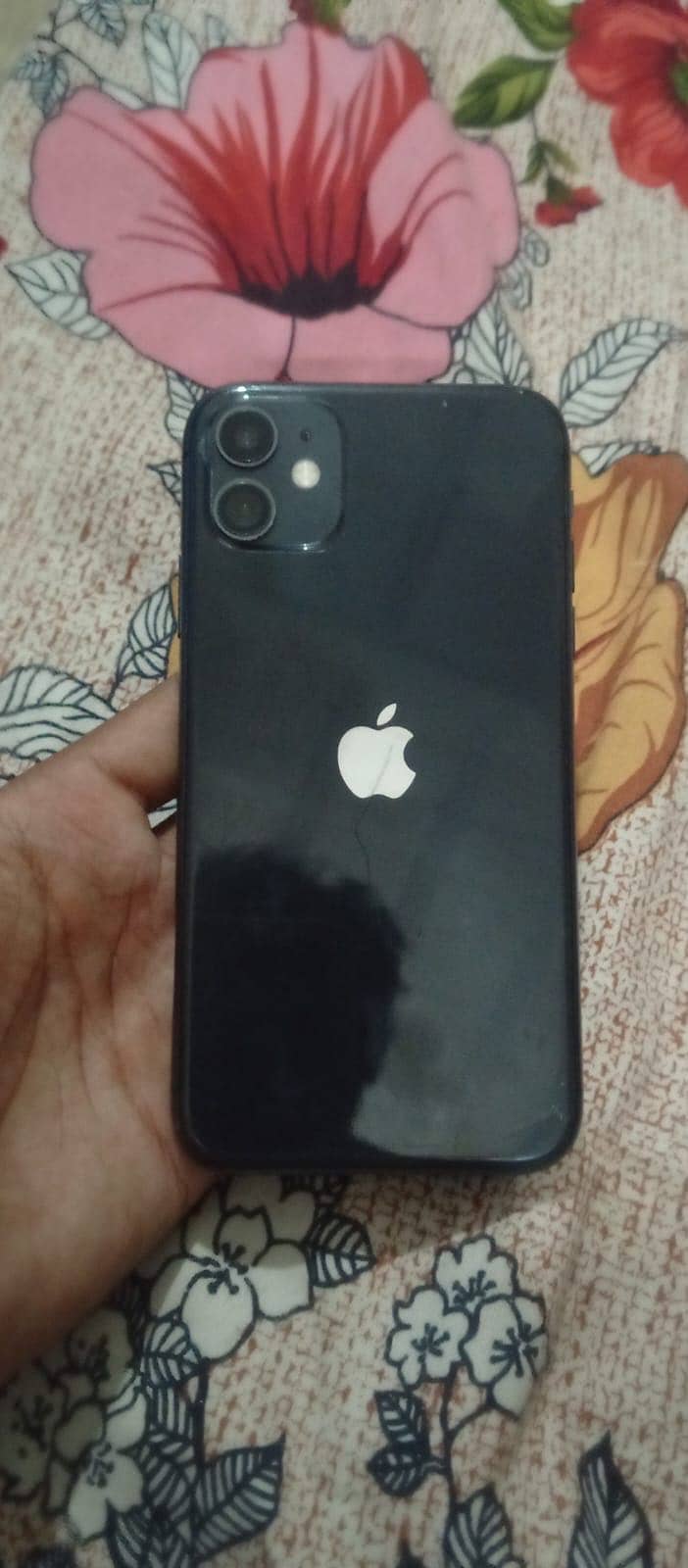 Apple iPhone 11 3
