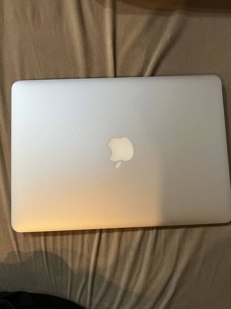 MacBook Pro A1502 - Fully Working, No Issues 1