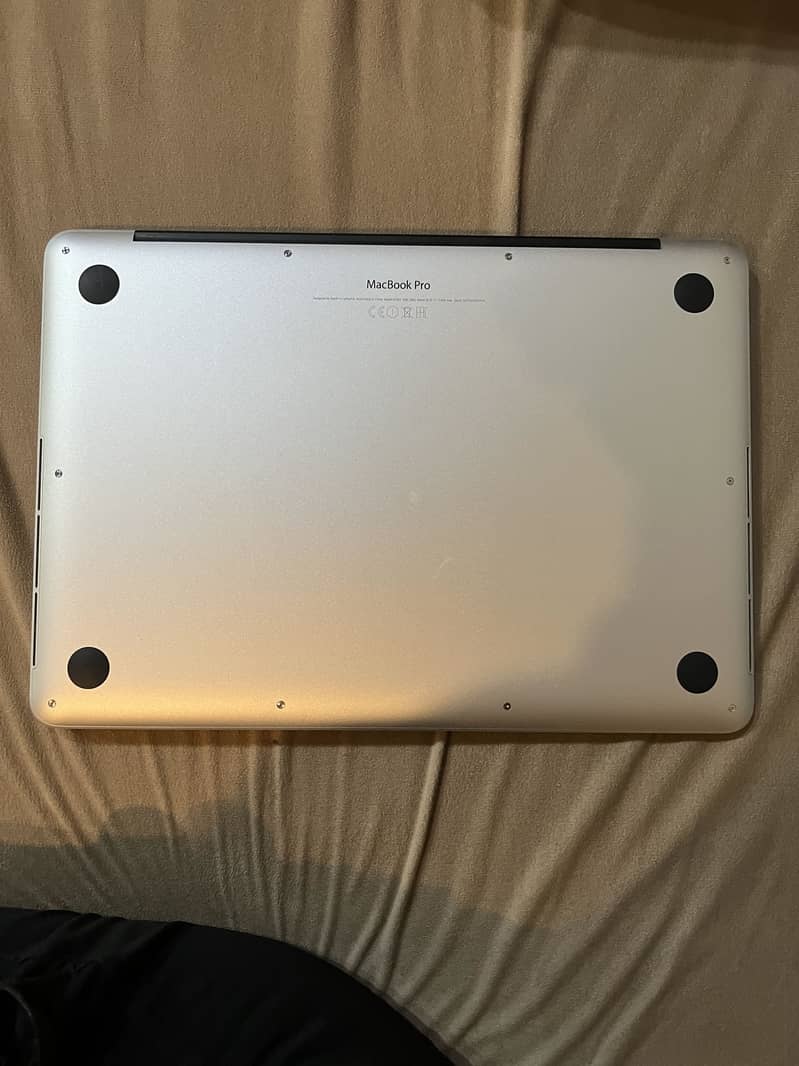 MacBook Pro A1502 - Fully Working, No Issues 4