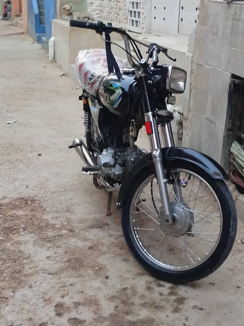 unique70 3