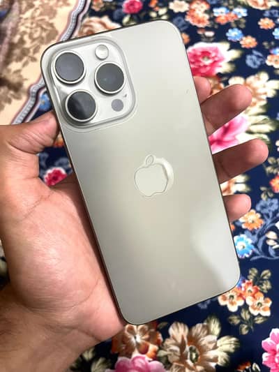 Apple iPhone 15 Pro Max
