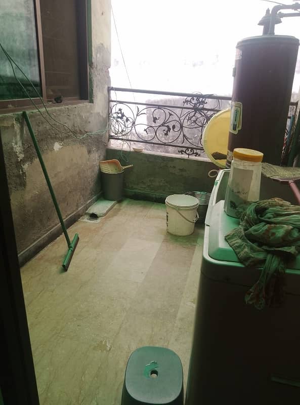 Upper Portion Available For Rent 5
