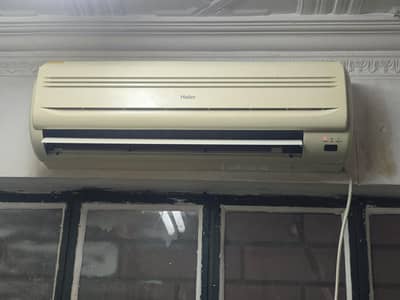 hair 1 ton AC good condition