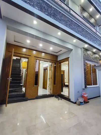 G 13 4 MARLA HOUSE AVAIALBLE FOR SALE