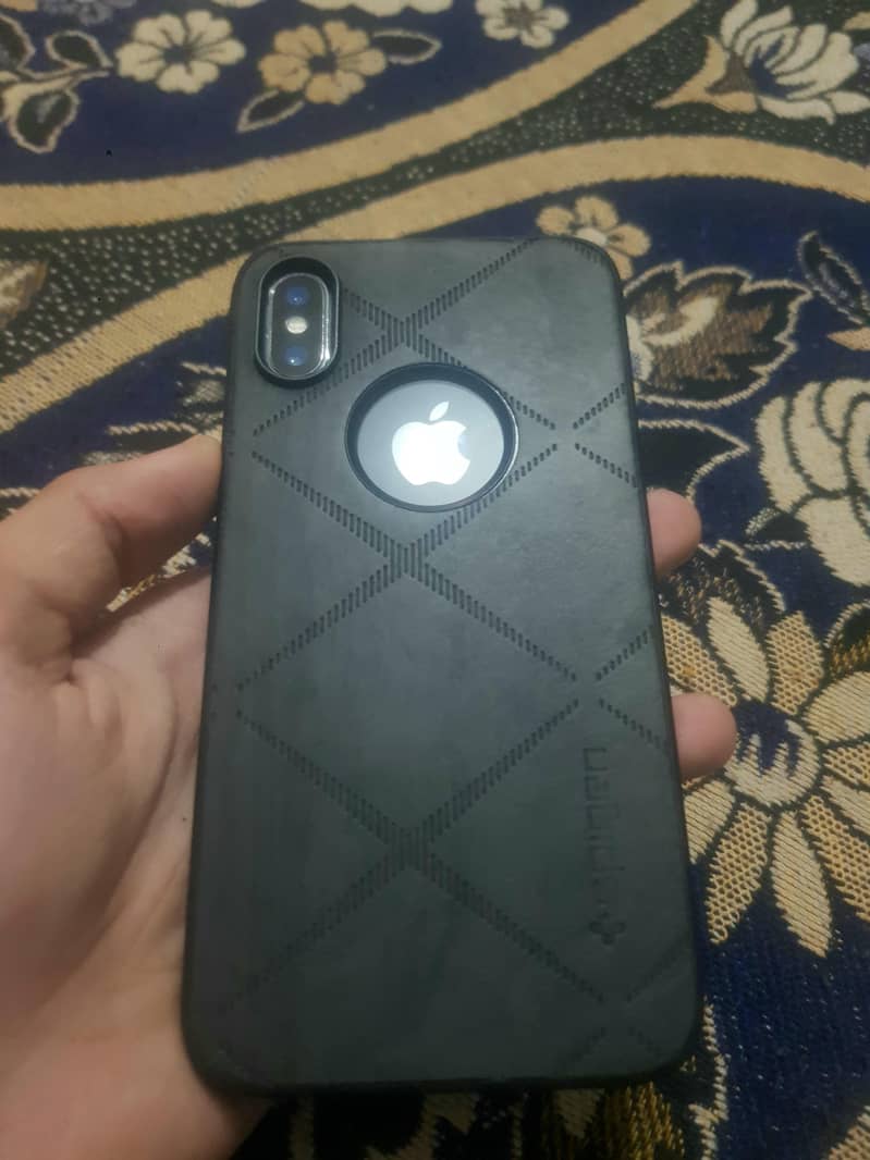 Apple iPhone X 3