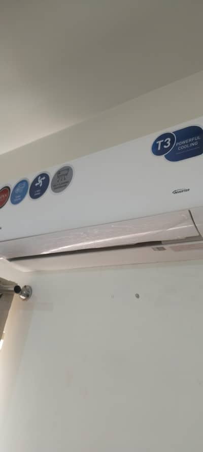 AC  Invertor Panasonic T3 , used only few days