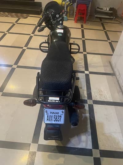 SUZUKI GS 110