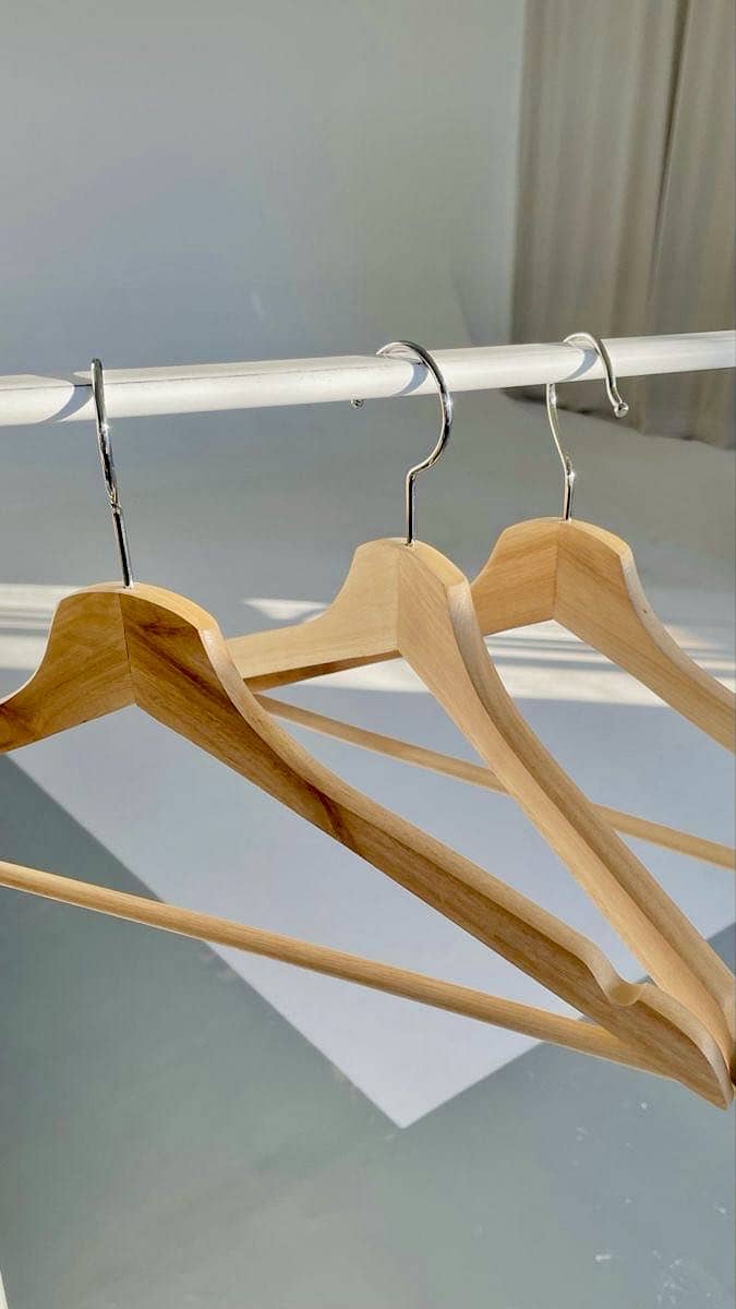 Hangers 1