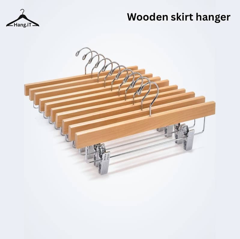 Hangers 3