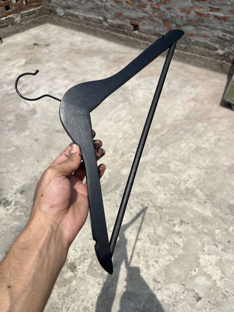 Hangers 8