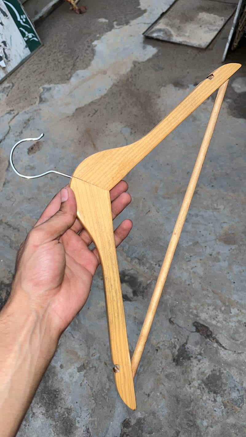Hangers 9