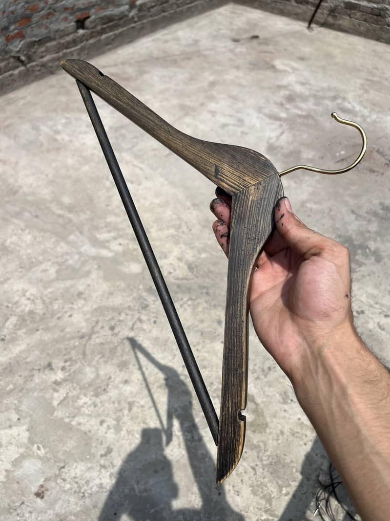 Hangers 10