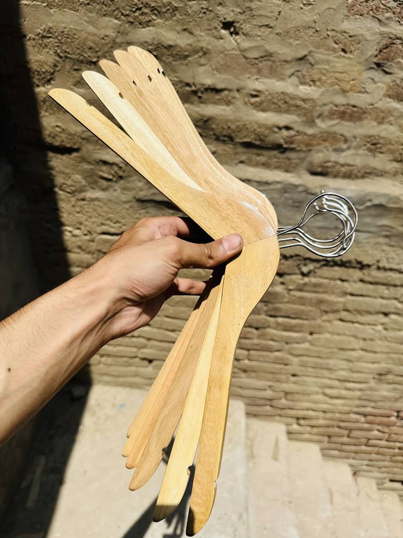 Hangers 13