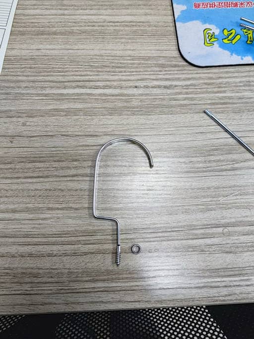Hangers 18