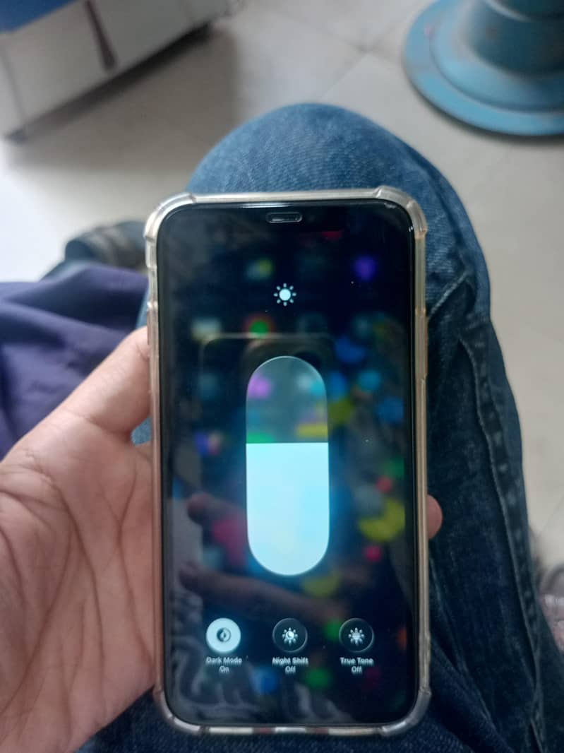 Apple iPhone 11 6