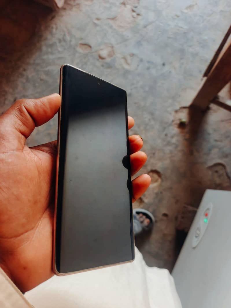 Infinix Zero 40 4