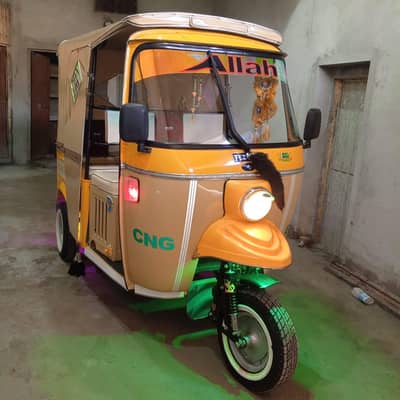 2025 Tez raftar euro CNG petrol rickshaw zero meter new tyres .