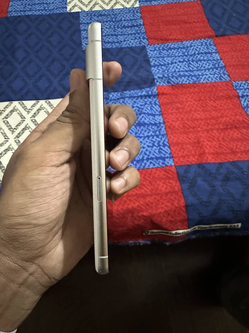 Google Pixel 7 2
