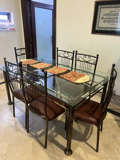 Dinning with 6 chairs
