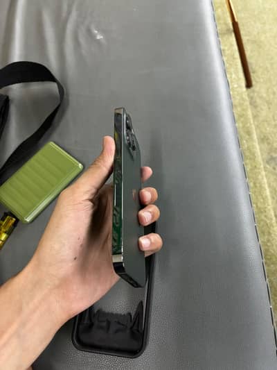 Apple iPhone 13 Pro