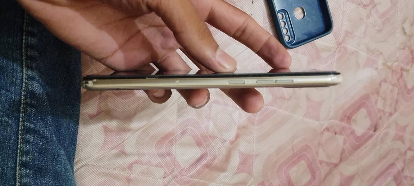 Tecno CAMON i4 1