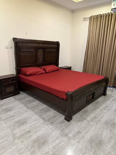Double bed king size with dressing and side table