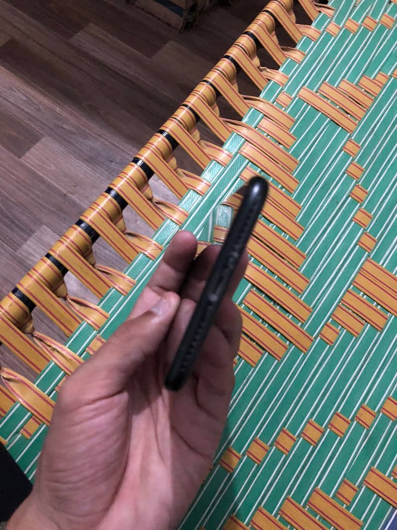 Apple iPhone 7 Plus 1