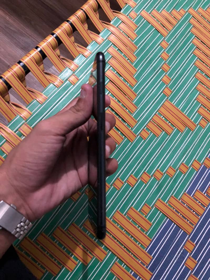 Apple iPhone 7 Plus 2
