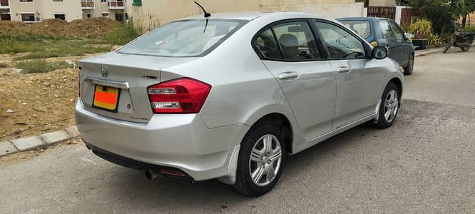 Honda City i-VTEC 2015 (Manual)