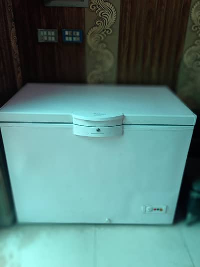 DawLance Freezer almost new condition