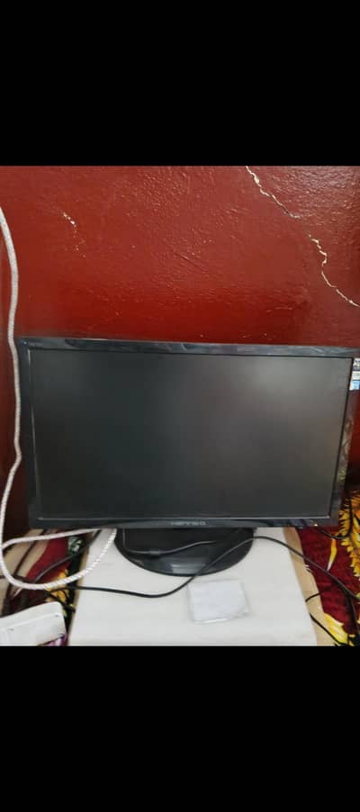Hanns-G LCD Screen Or LED Screen with very Cheap Price