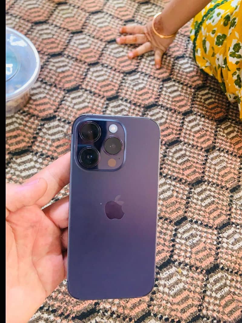 Apple iPhone 14pro 9
