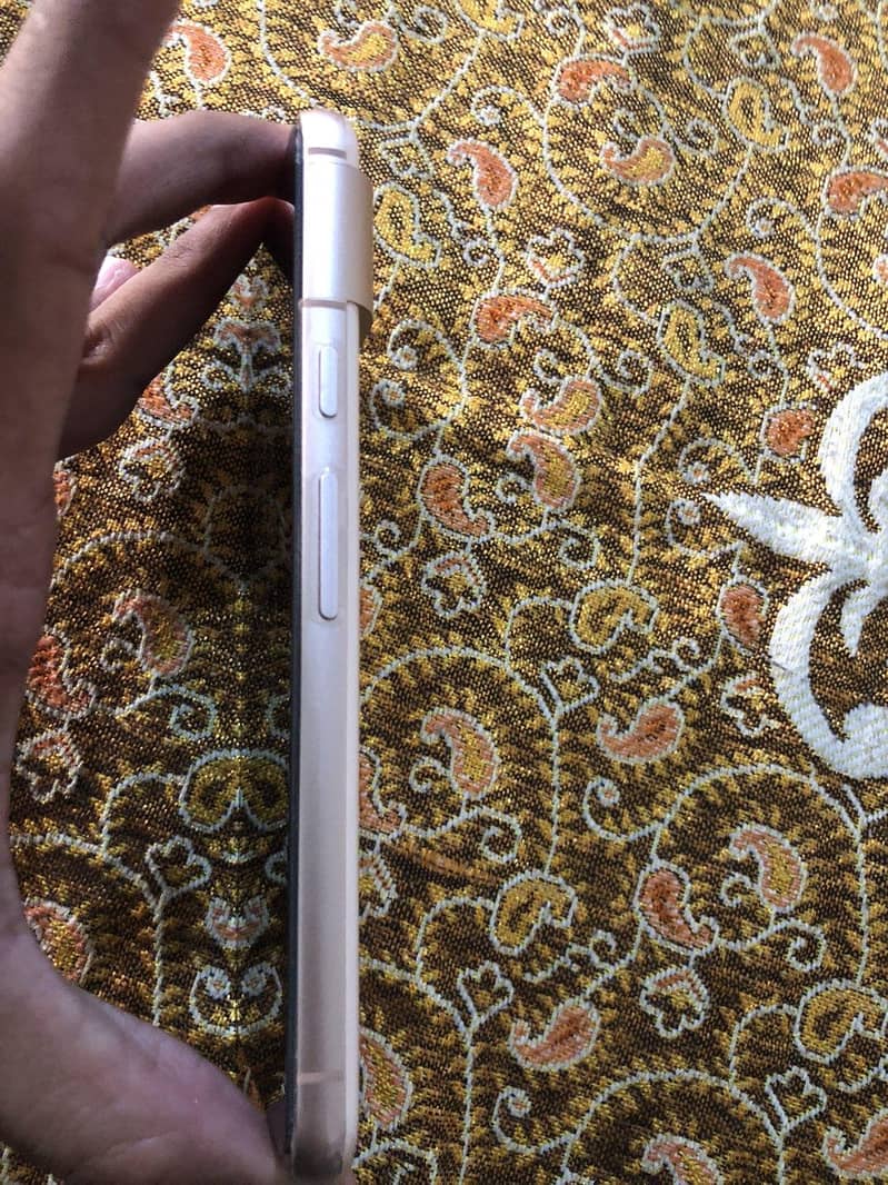 Google Pixel 8 1